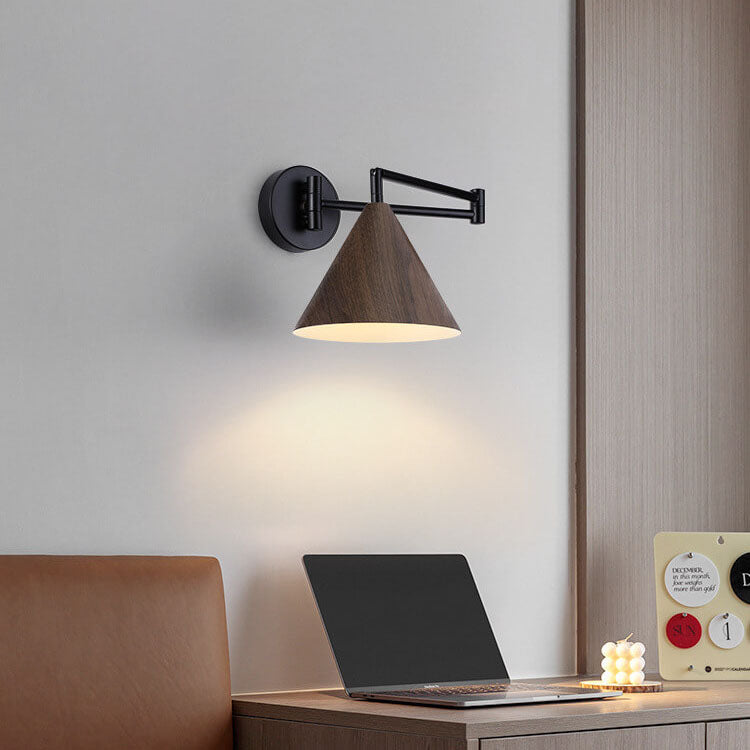Delira Wandlamp Houtlook Kegelarm Design