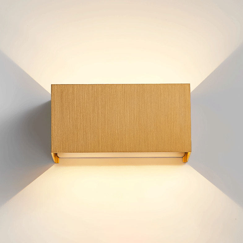 Delira Minimalistische LED Wandlamp met Verstelbare Lichtbundel