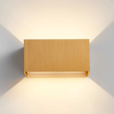 Delira Minimalistische LED Wandlamp met Verstelbare Lichtbundel