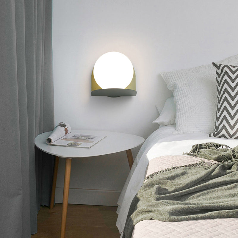 Delira Wandlamp Glasbol Mat Glas