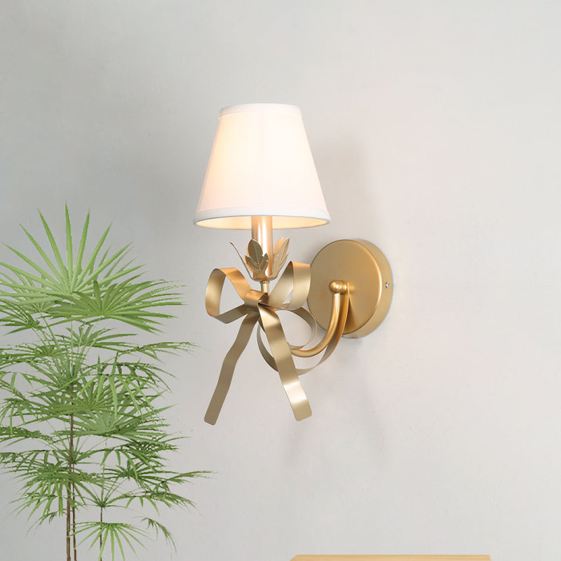 Delira Wandlamp Goud Striklamp Stoffen Kap