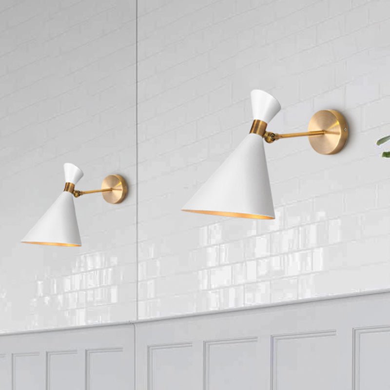 Delira Wandlamp Metaal Flared Modern