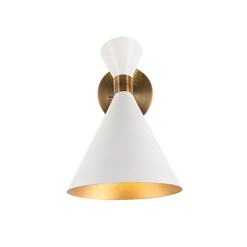 Delira Wandlamp Metaal Flared Modern