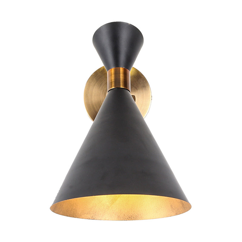 Delira Wandlamp Metaal Flared Modern