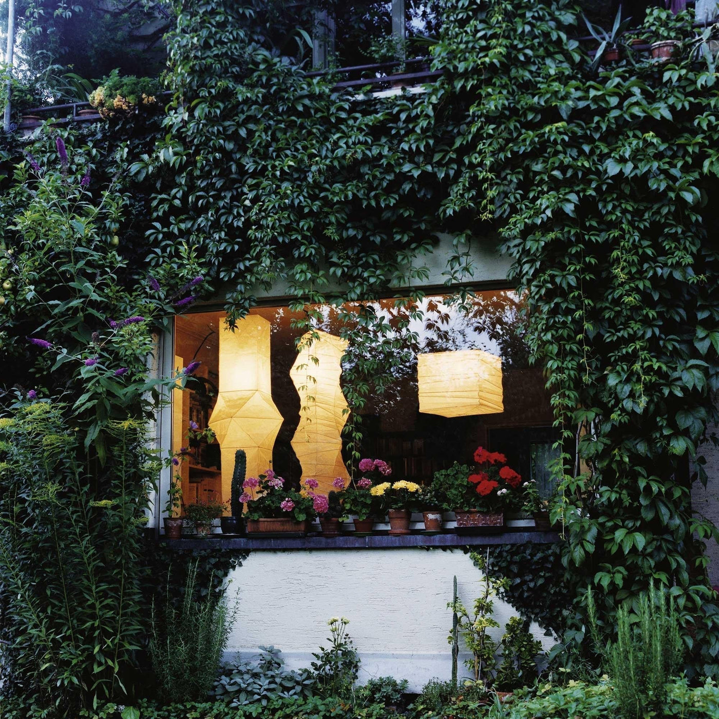 Delira Vloerlamp Japans Lichtontwerp