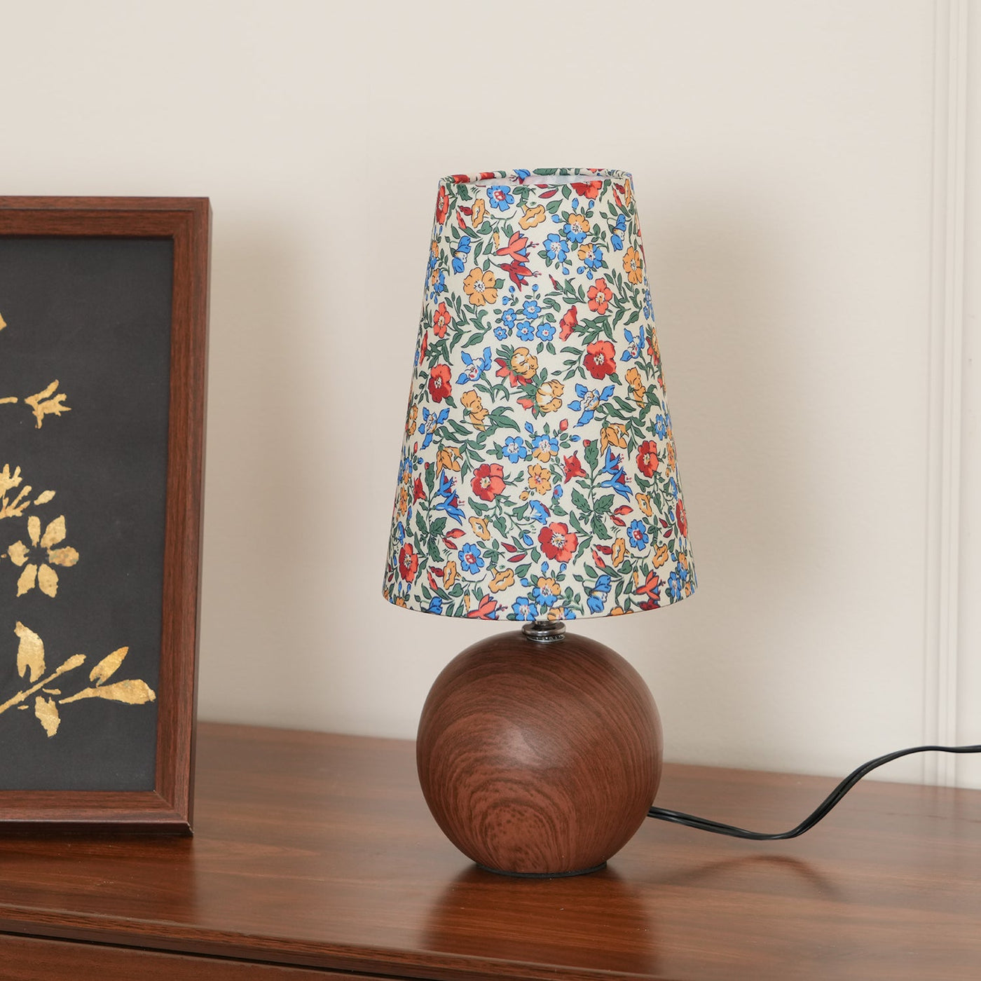 Delira Tafellamp Bloemmotief en Houten Voet