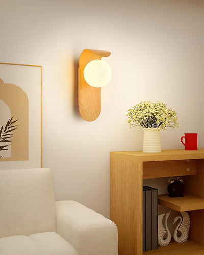 Delira Wandlamp Gebogen Houtlook Glasbol