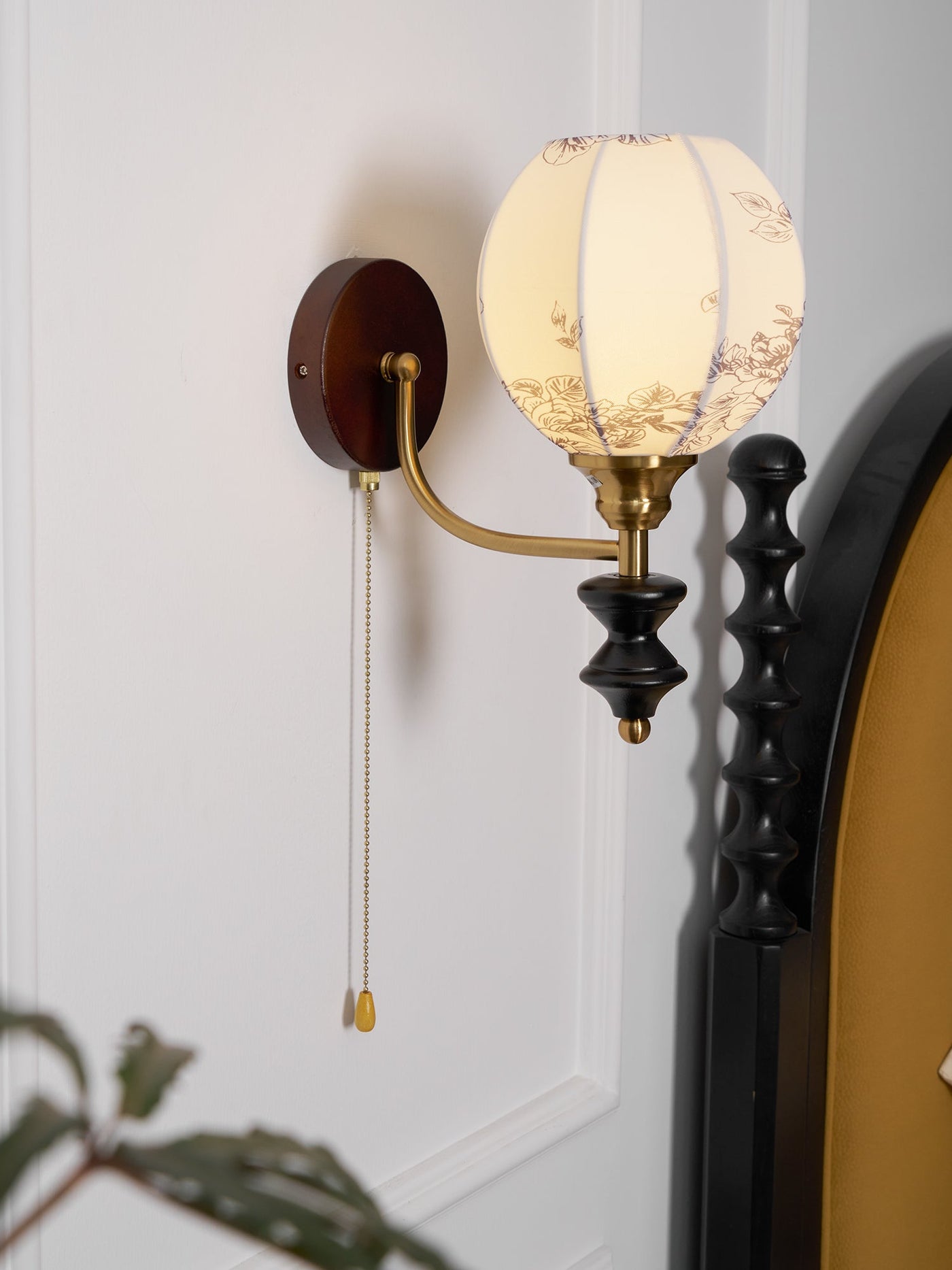 Delira Wandlamp Hout Met Stoffen Kap