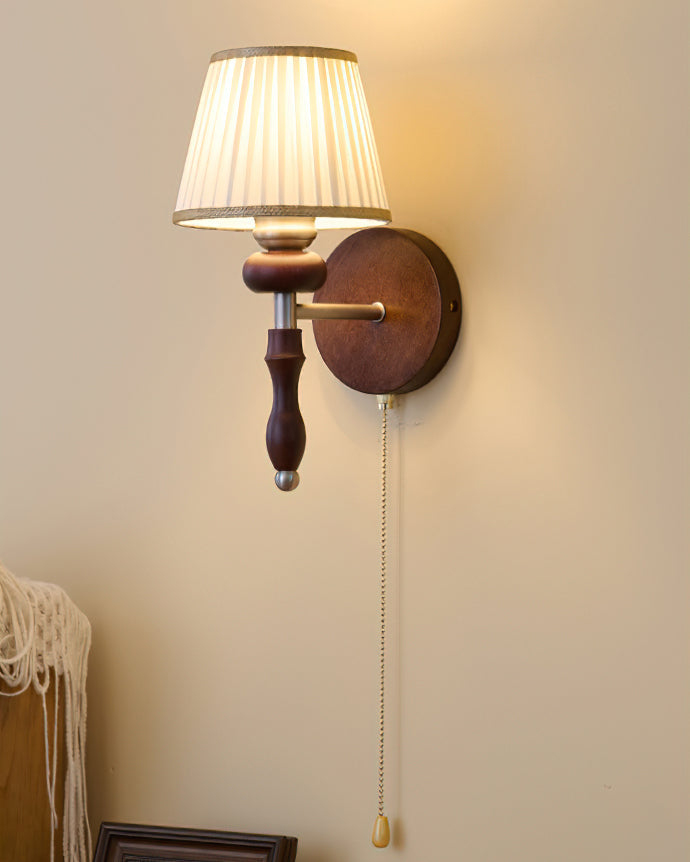 Delira Wandlamp Hout Met Stoffen Kap