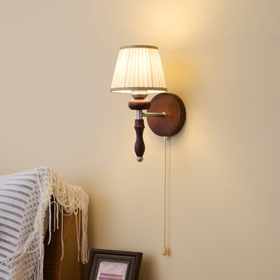 Delira Wandlamp Hout Met Stoffen Kap