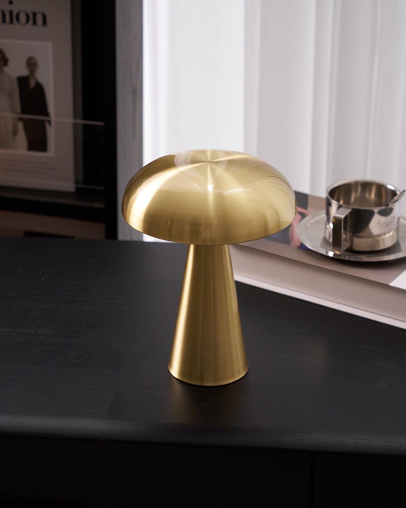 Delira Tafellamp Minimalistisch Paddenstoelvormig Design