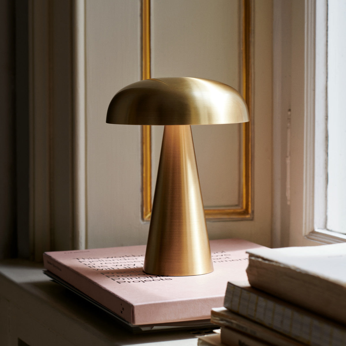 Delira Tafellamp Minimalistisch Paddenstoelvormig Design