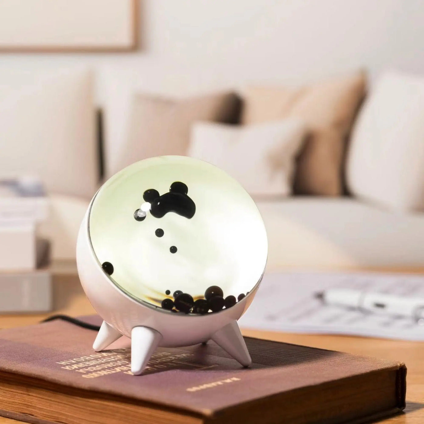 Delira Tafelobject Ferrofluid Muziekdisplay