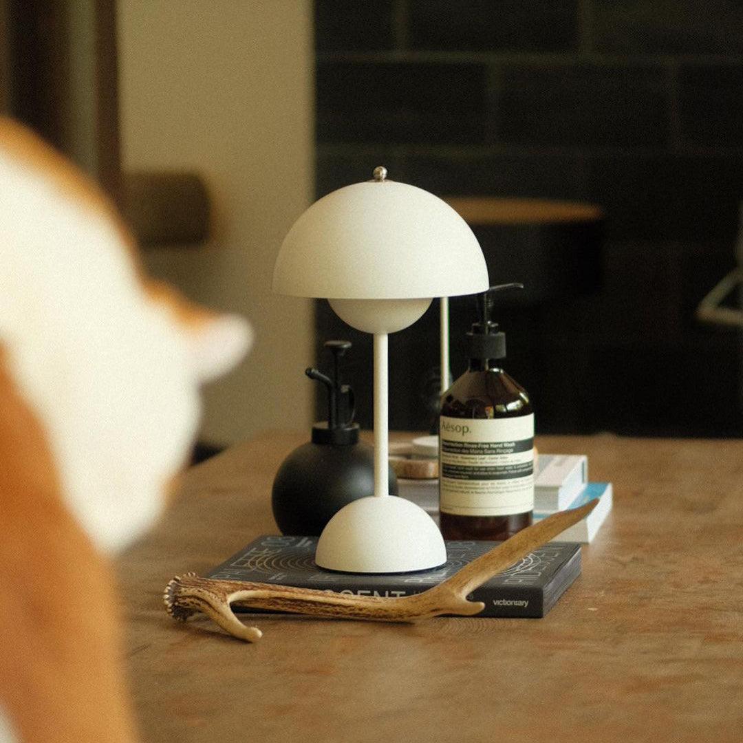 Delira Bureaulamp Metaal Bolvormig Design