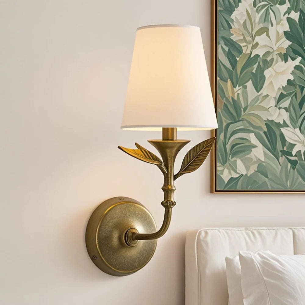 Delira Wandlamp Bloemvorm Antiek Messing