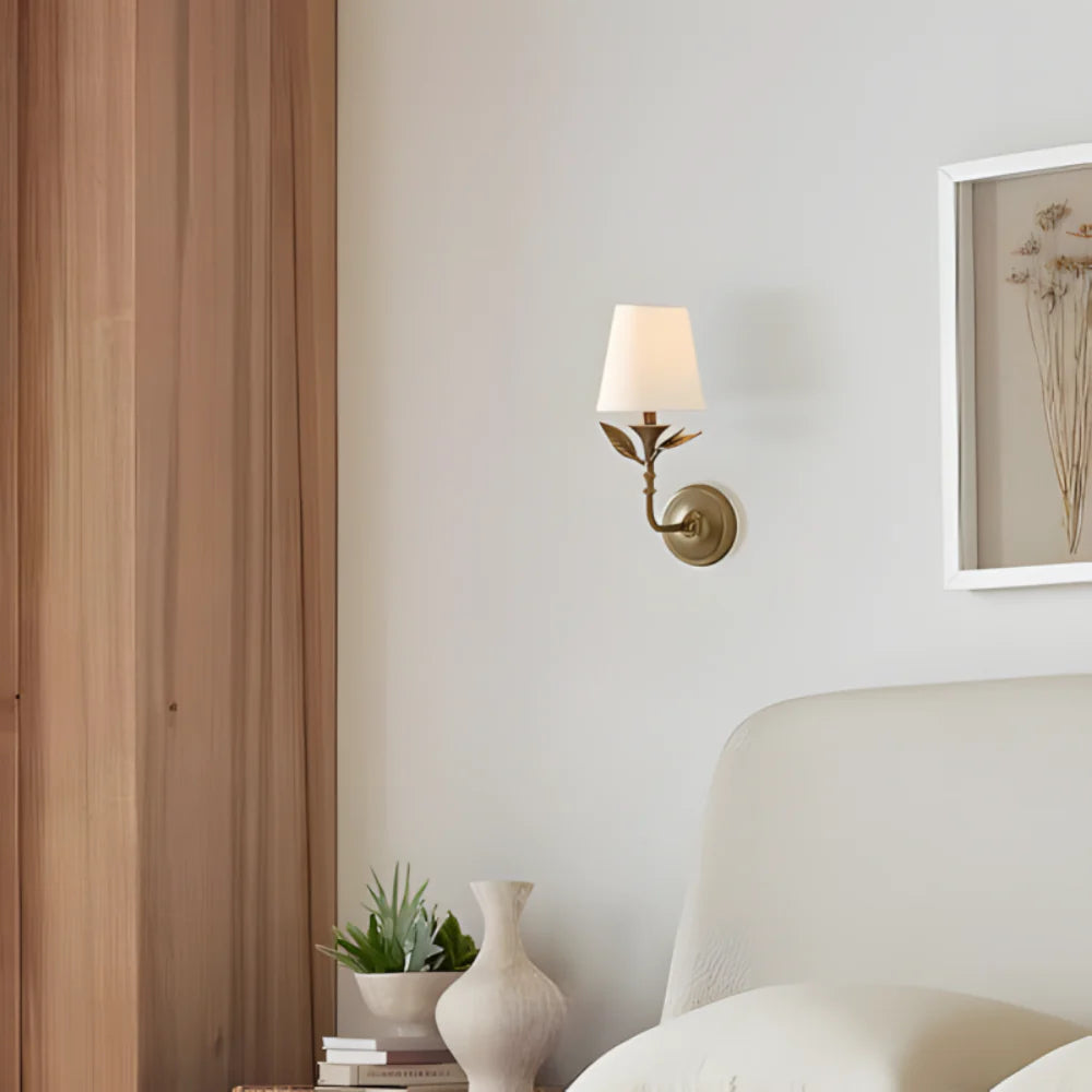 Delira Wandlamp Bloemvorm Antiek Messing