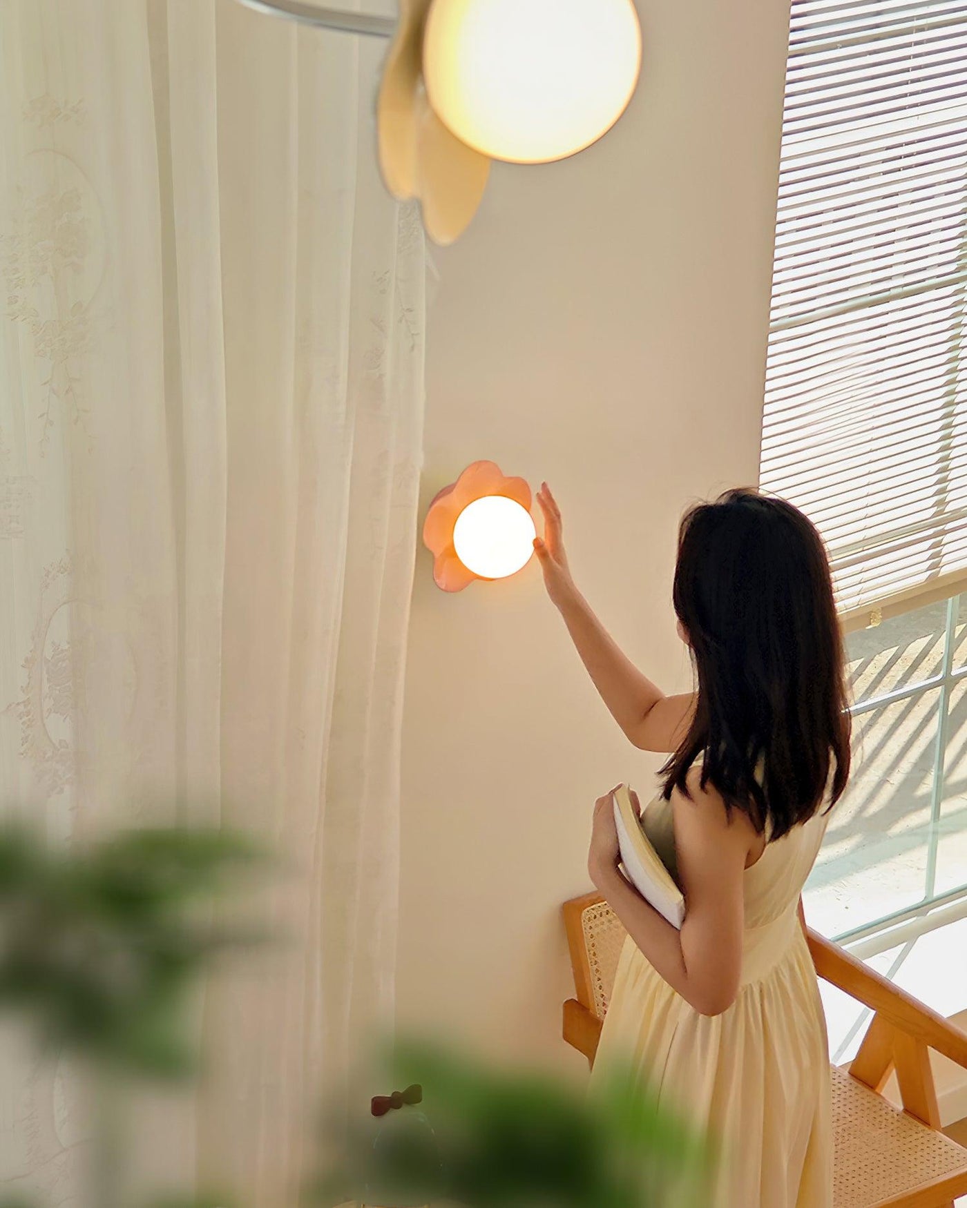 Delira Wandlamp Bloemvorm Glasdecor