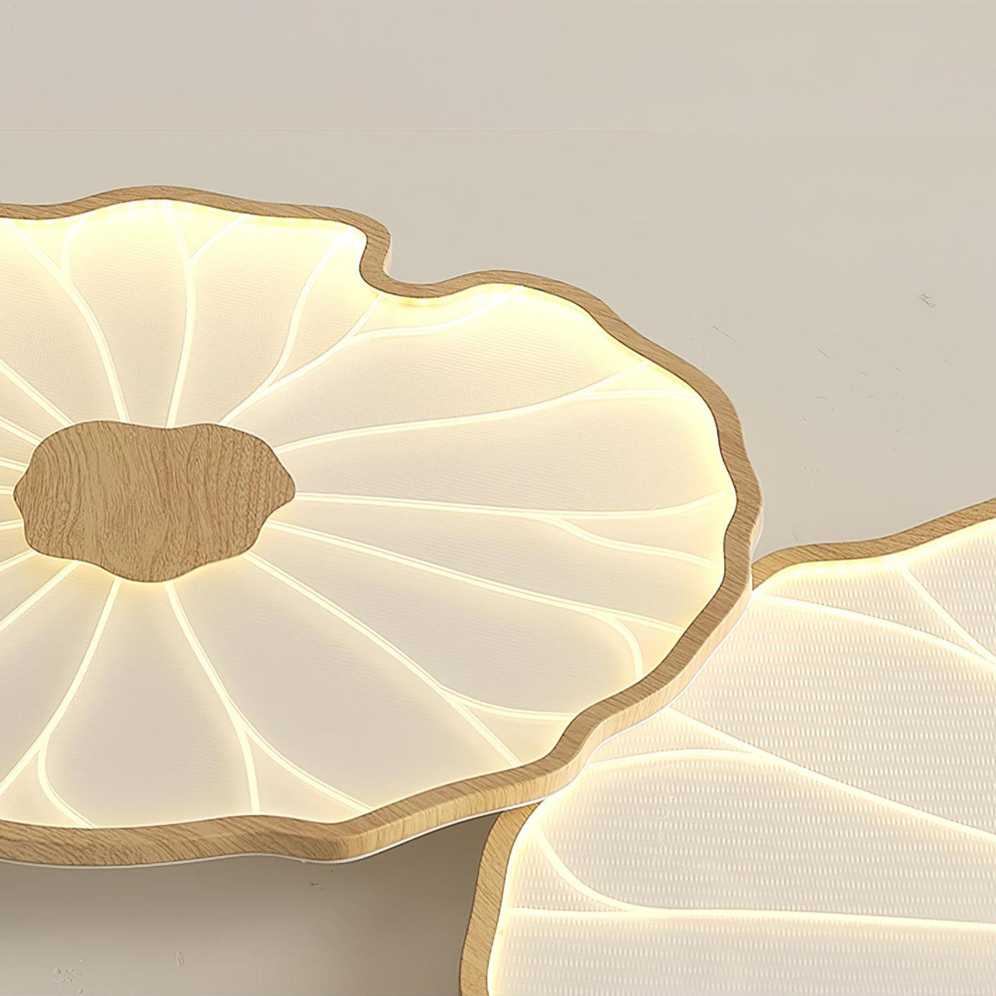 Delira Plafondlamp Lotusblad Elegantie