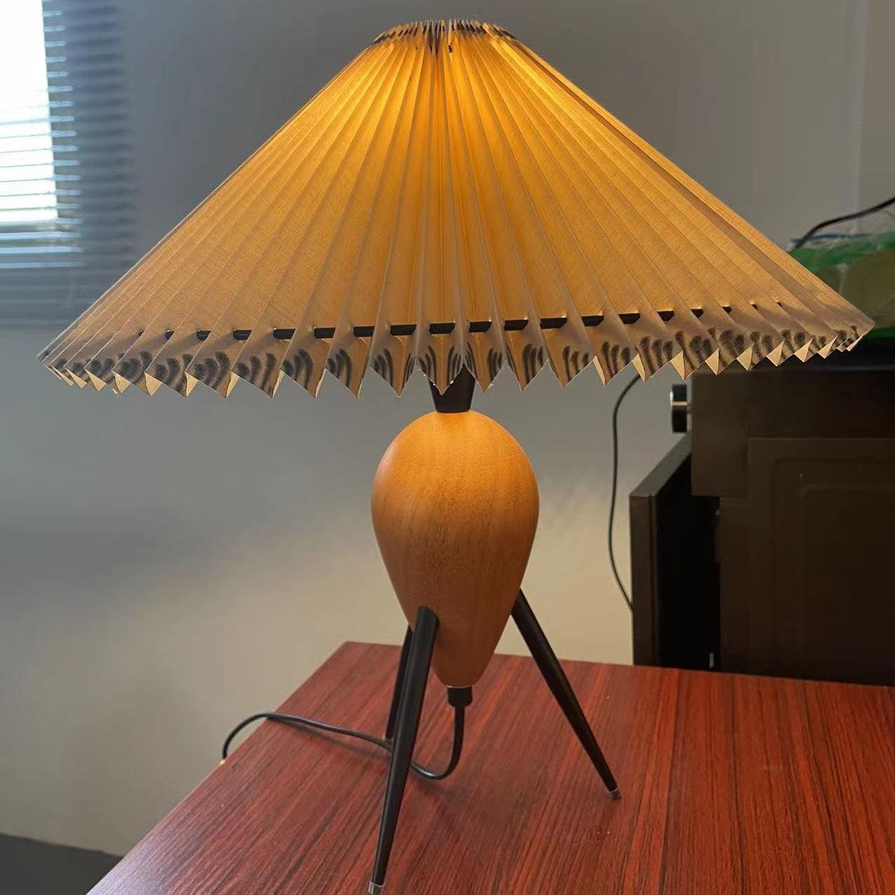 Delira Tafellamp Houtfineer Klassiek Design