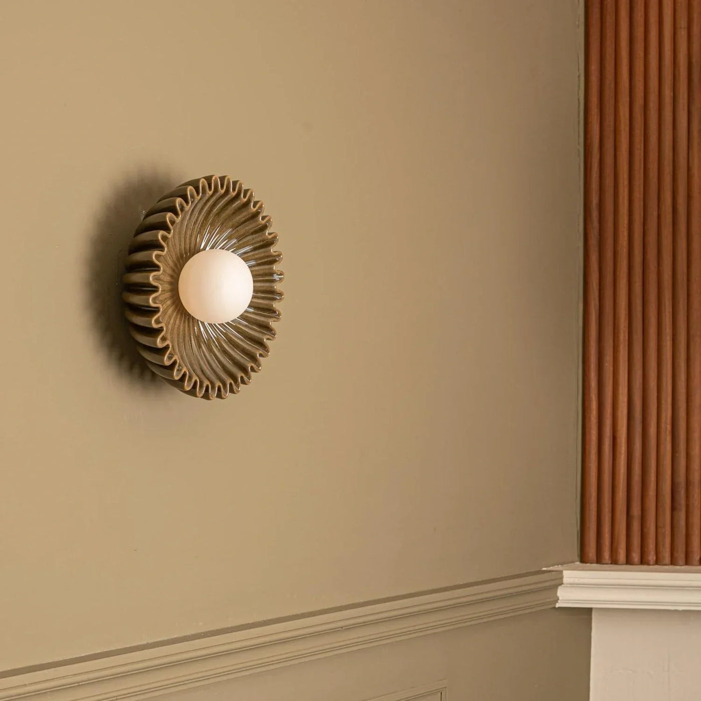 Delira Wandlamp Keramiek Bloemvorm