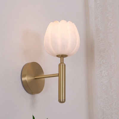 Delira Wandlamp Messing met Albasten Bloemen