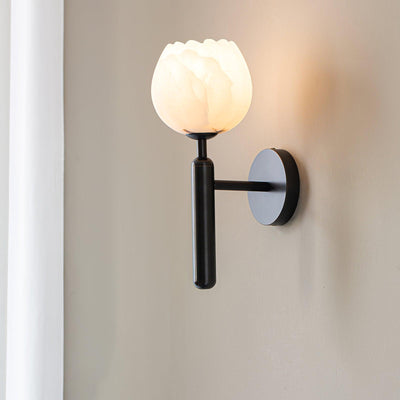 Delira Wandlamp Messing met Albasten Bloemen