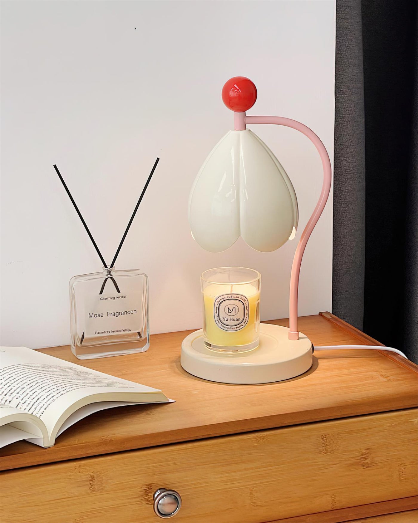 Delira Geurlamp Leliebloem Vormgeving