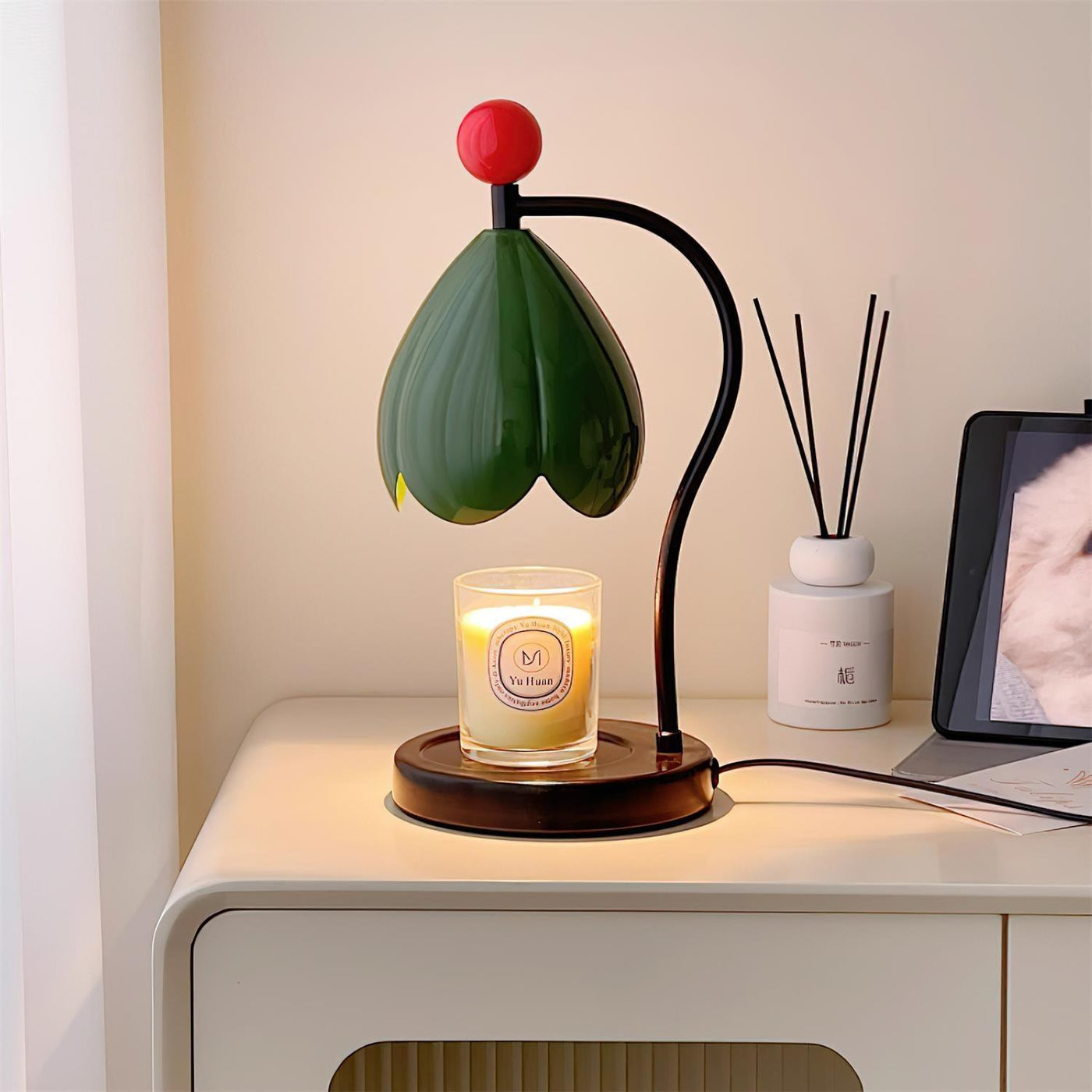 Delira Geurlamp Leliebloem Vormgeving