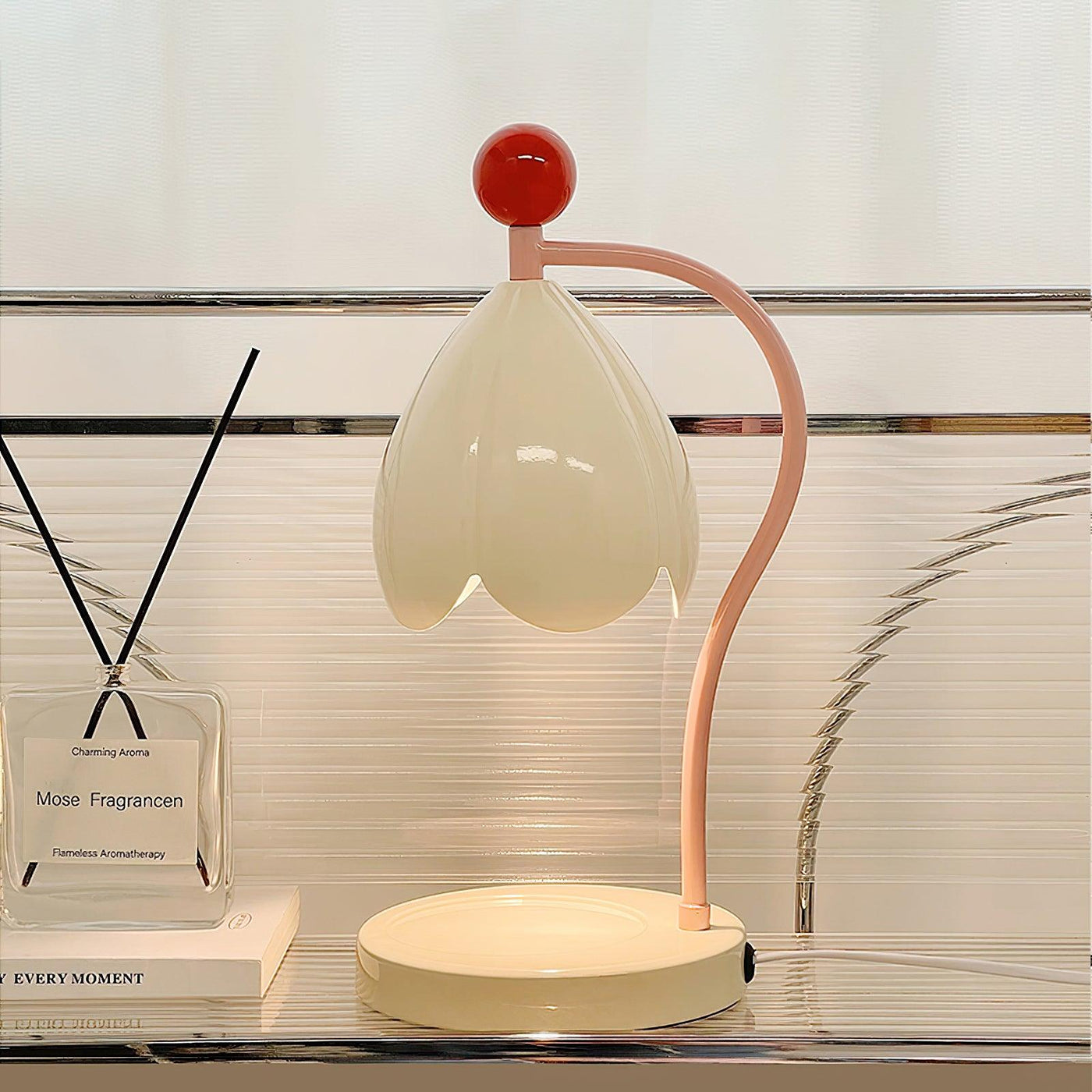 Delira Geurlamp Leliebloem Vormgeving