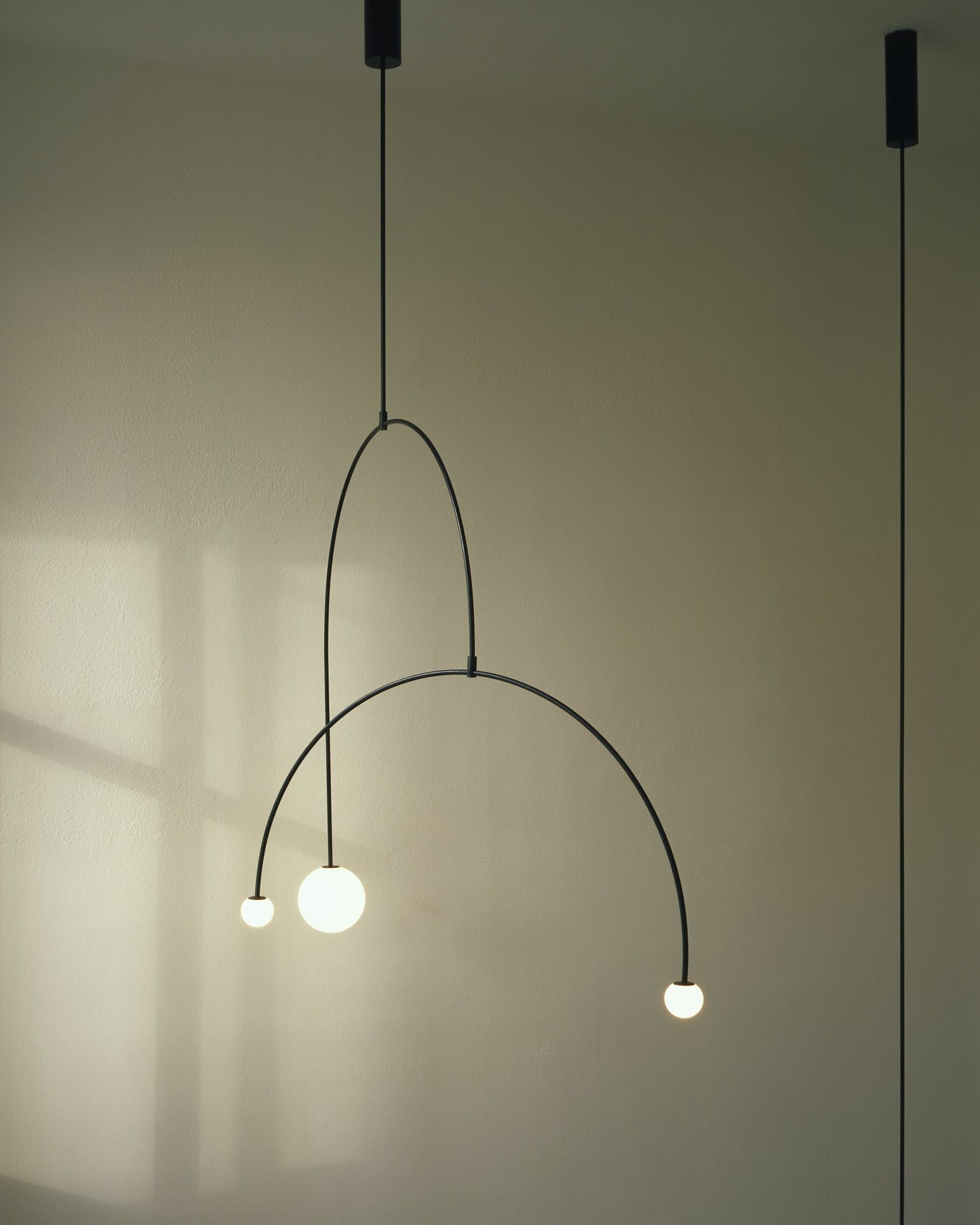 Delira Kroonluchter Zwart Messing Lijndesign
