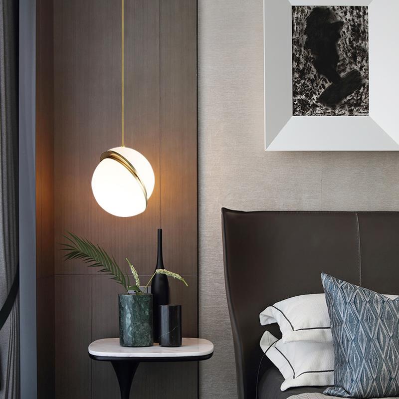 Delira Hanglamp Messing Opaalglas