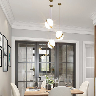 Delira Hanglamp Messing Opaalglas