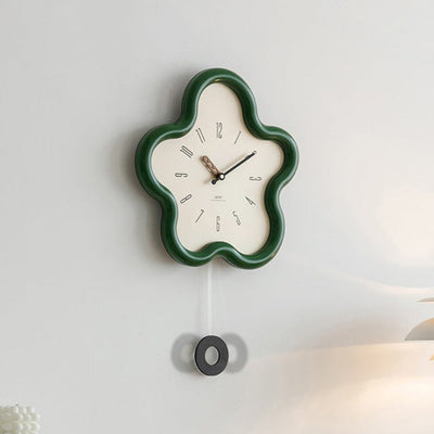 Delira Wandklok Met Bloemendetail