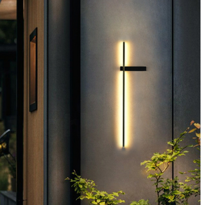 Delira Buiten Wandlamp met Modern Pijlerdesign