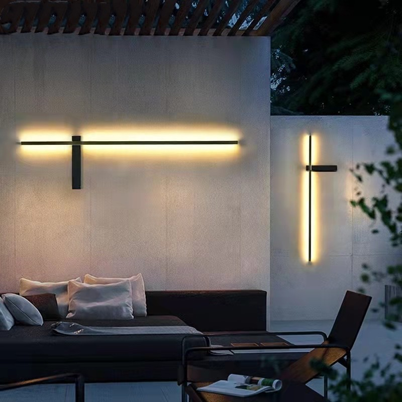 Delira Buiten Wandlamp met Modern Pijlerdesign