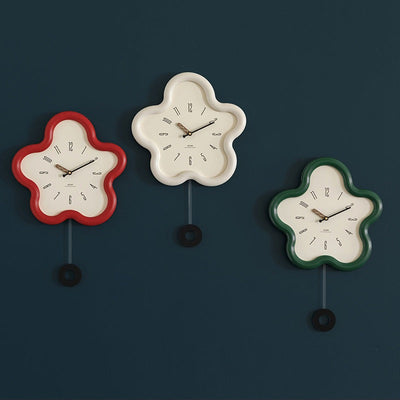Delira Wandklok Met Bloemendetail