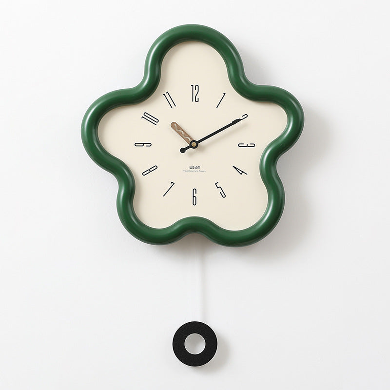 Delira Wandklok Met Bloemendetail