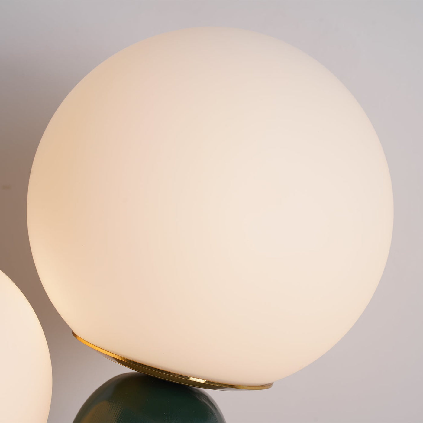 Delira Tafellamp Sculpturaal Met Glazen Kap