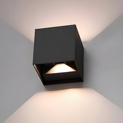 Delira Wandlamp Scandinavisch LED Kubus Design
