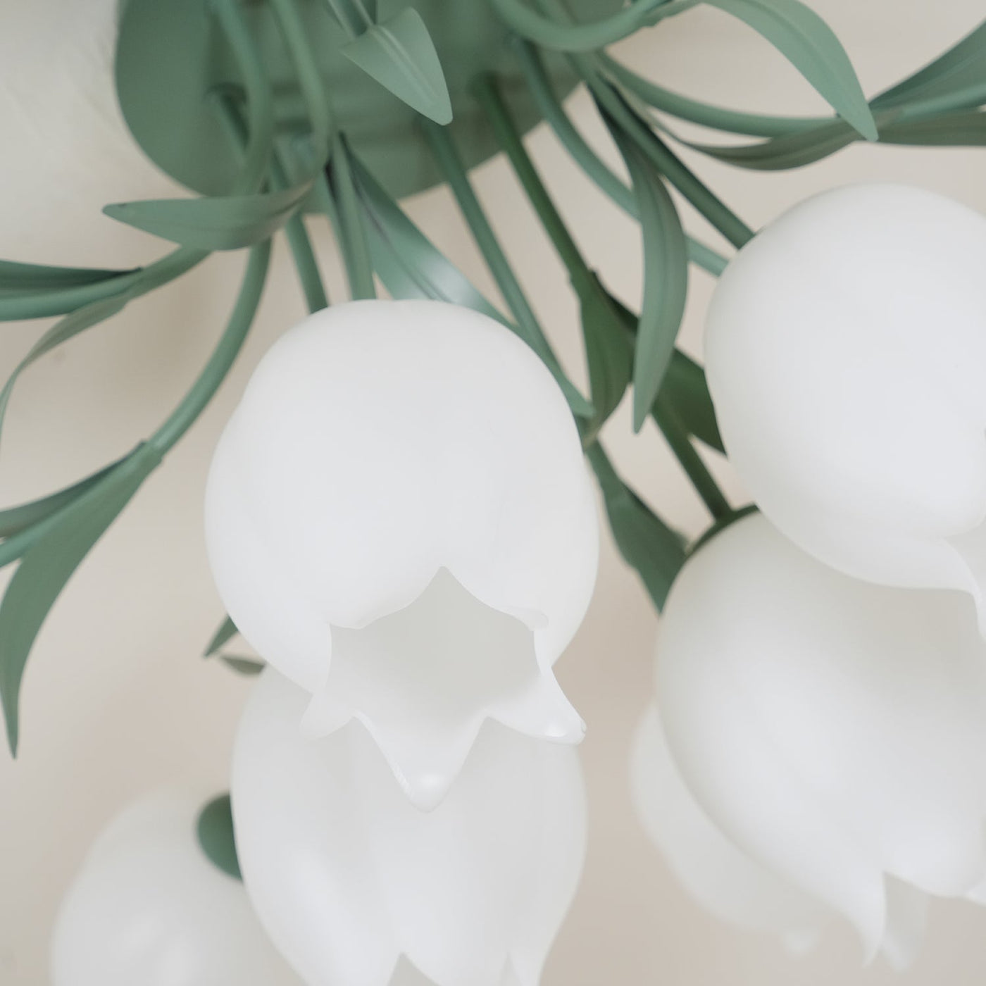 Delira Plafondlamp Bloemvormig Crèmekleurig