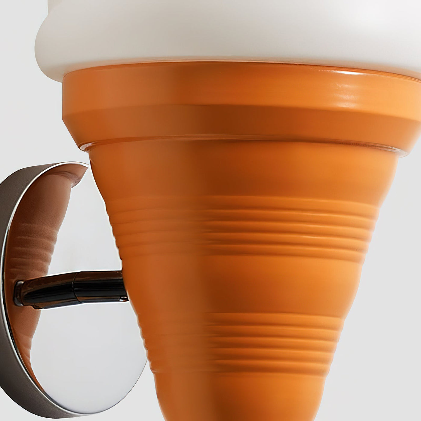 Delira Wandlamp Met Sierlijke Eenvoud