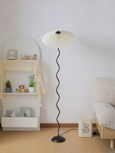 Delira Staande Lamp Golvend Ontwerp
