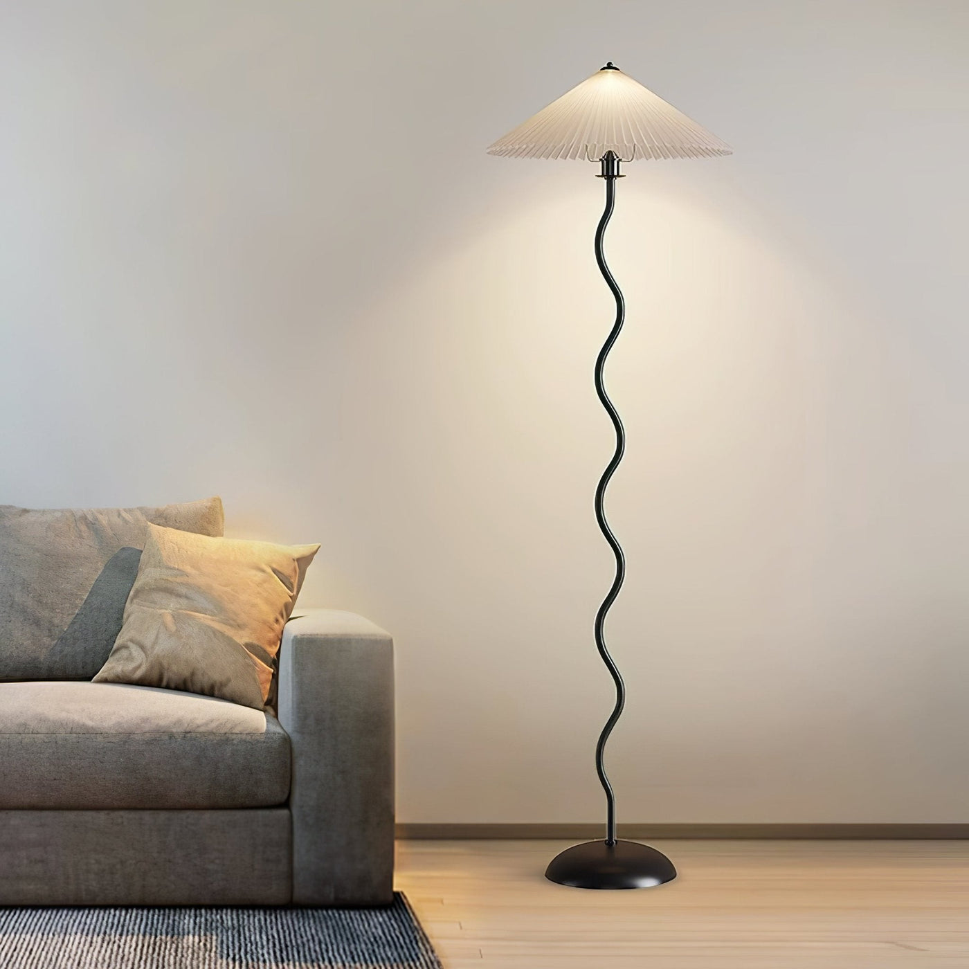 Delira Staande Lamp Golvend Ontwerp