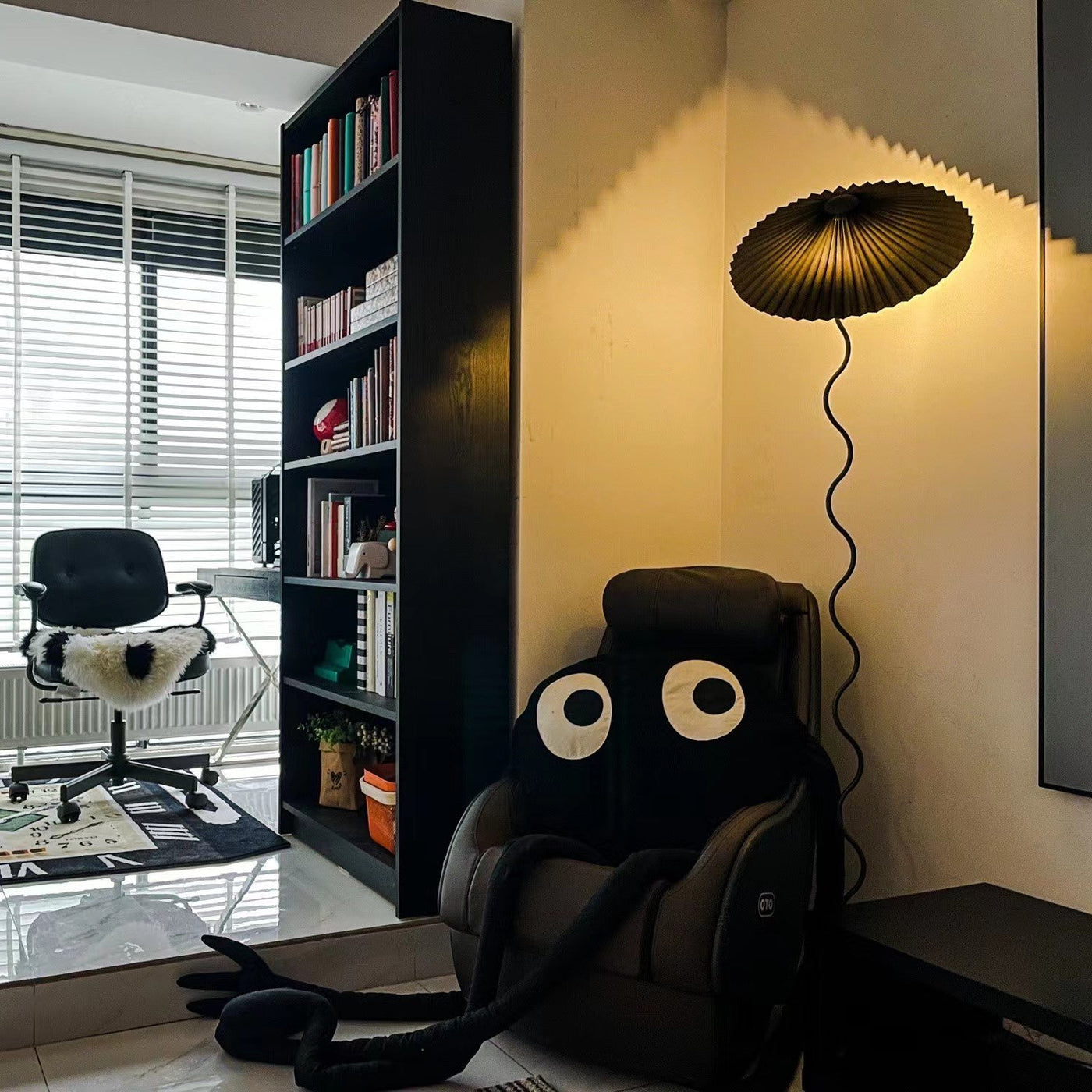 Delira Staande Lamp Golvend Ontwerp