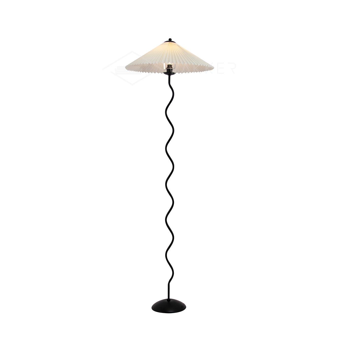 Delira Staande Lamp Golvend Ontwerp