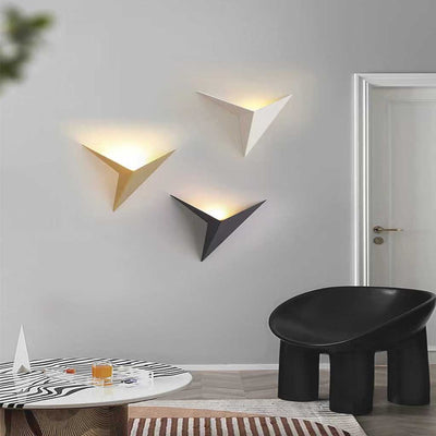Delira Wandlamp Driehoek Metaal Design