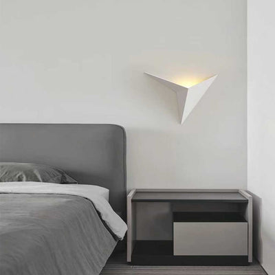 Delira Wandlamp Driehoek Metaal Design