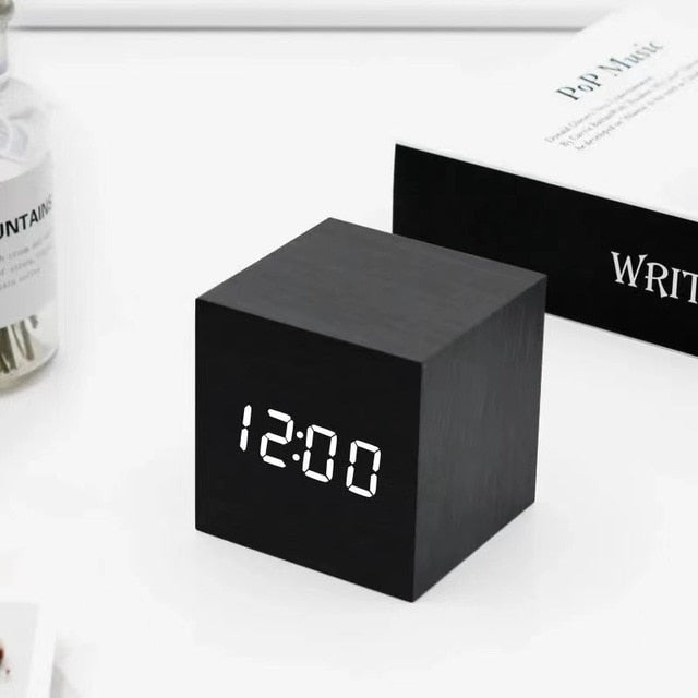 Delira Tafelwekker Minimalistisch Design